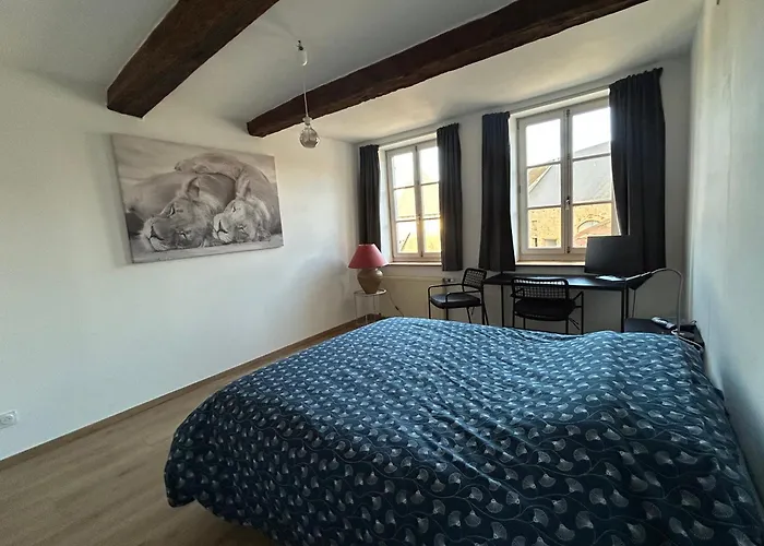 Maison De La Fontaine Hierges