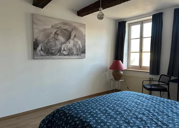 Maison De La Fontaine *